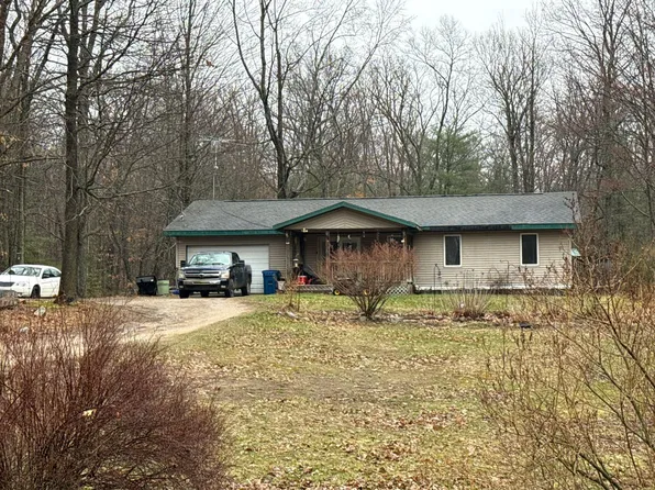 3060 Hazel Rd, Harrison, MI 48625