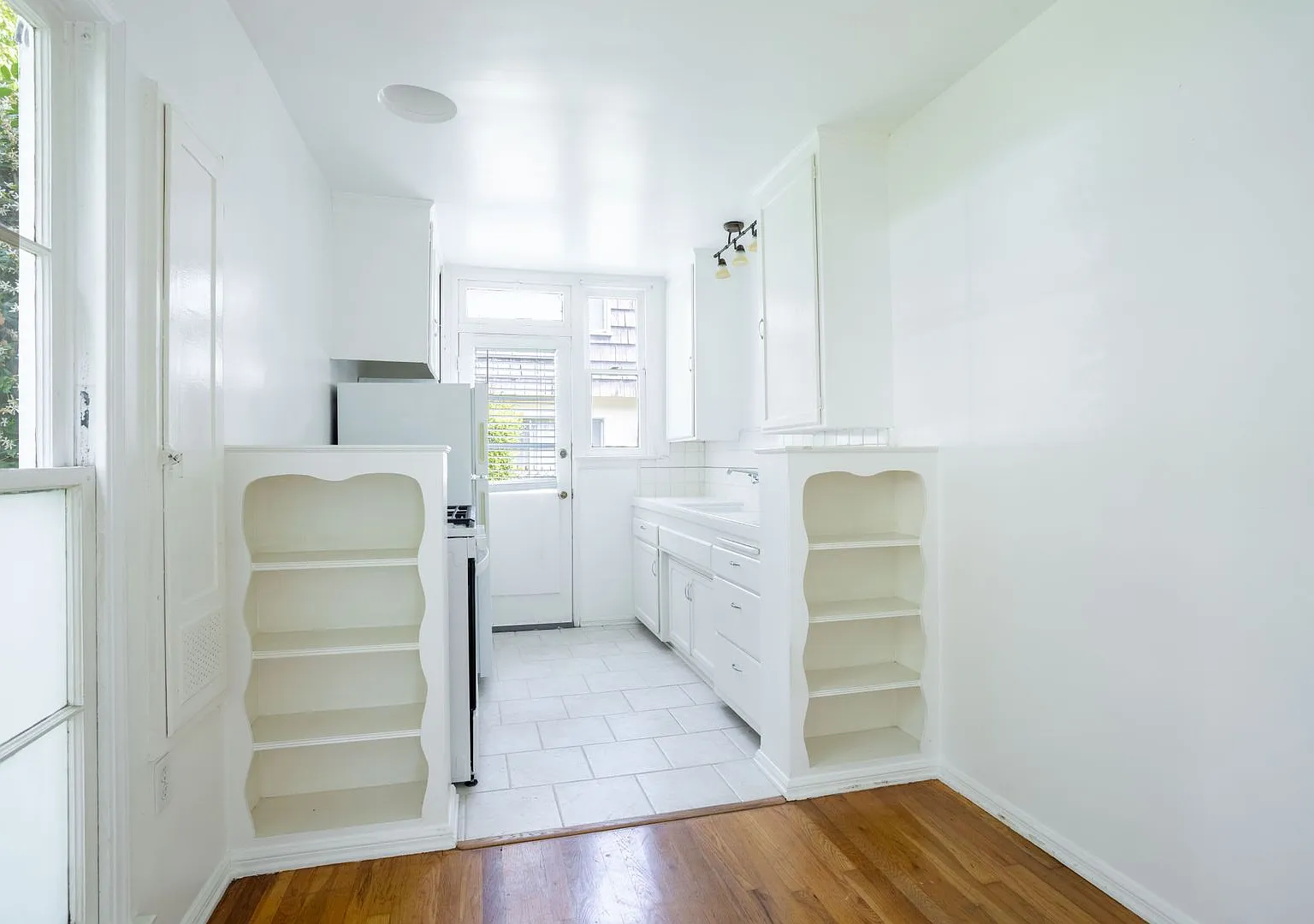 Maple Dr Apartments — Photo 3