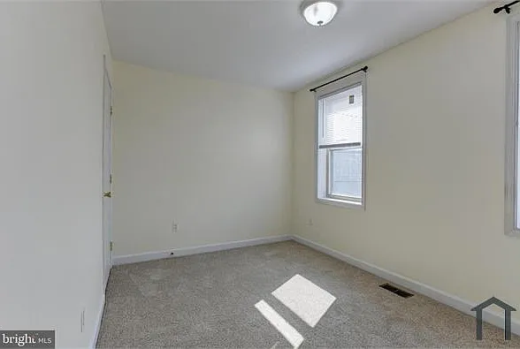 1209 Carroll St — Photo 10
