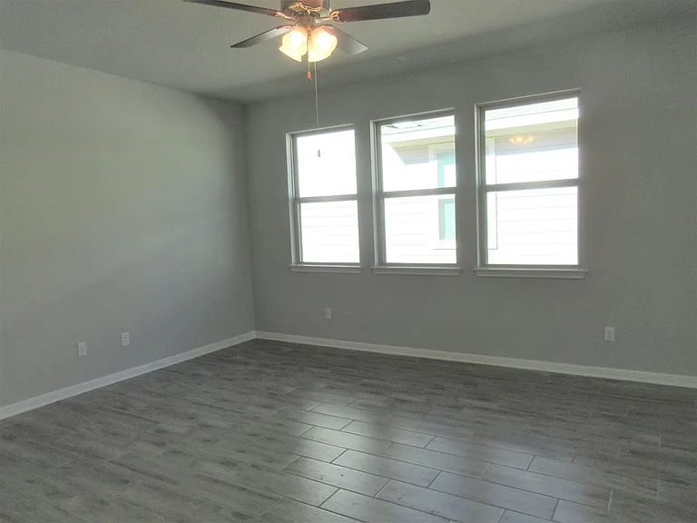 2224 Pecan Island Dr — Photo 6
