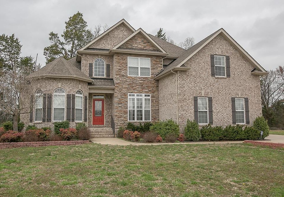 1st image of 110 Leonard Dr