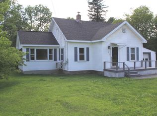 8 Lakewood Rd, Madison, ME 04950