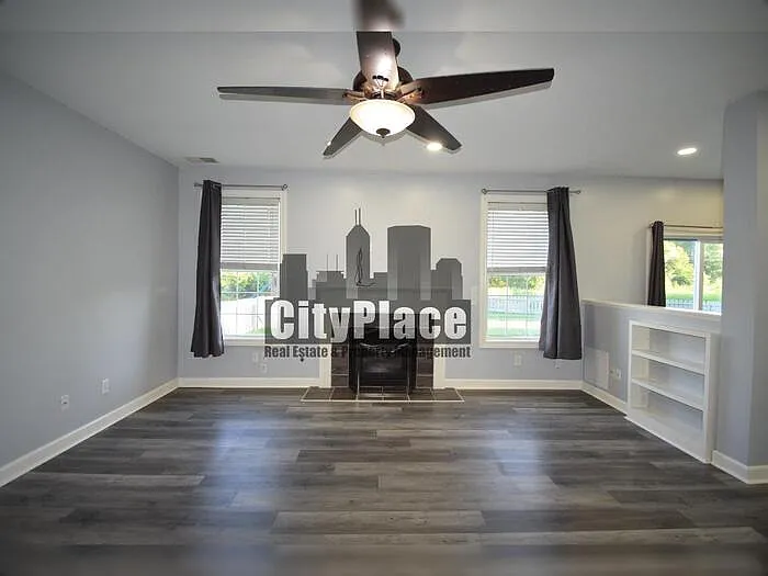 4440 Valley Trace Dr — Photo 11