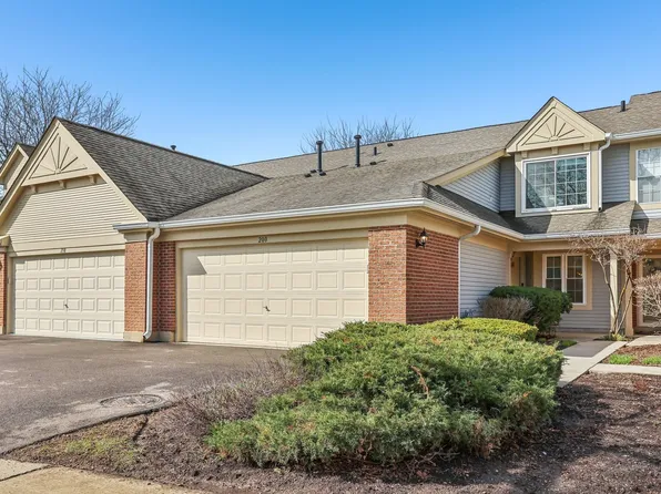 200 Glasgow Ln, Schaumburg, IL 60194