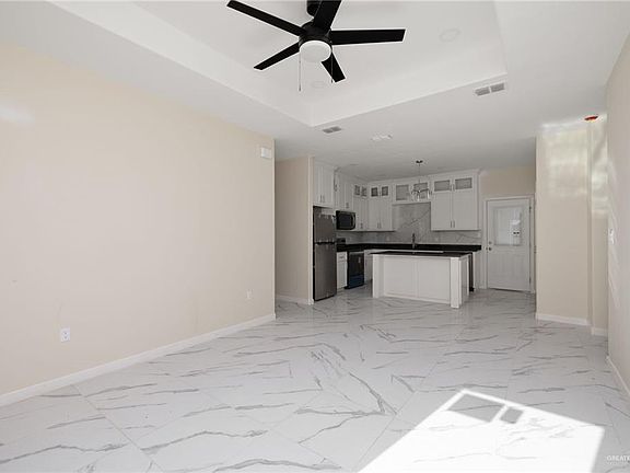 3rd image of 616 Mountain Rd #C