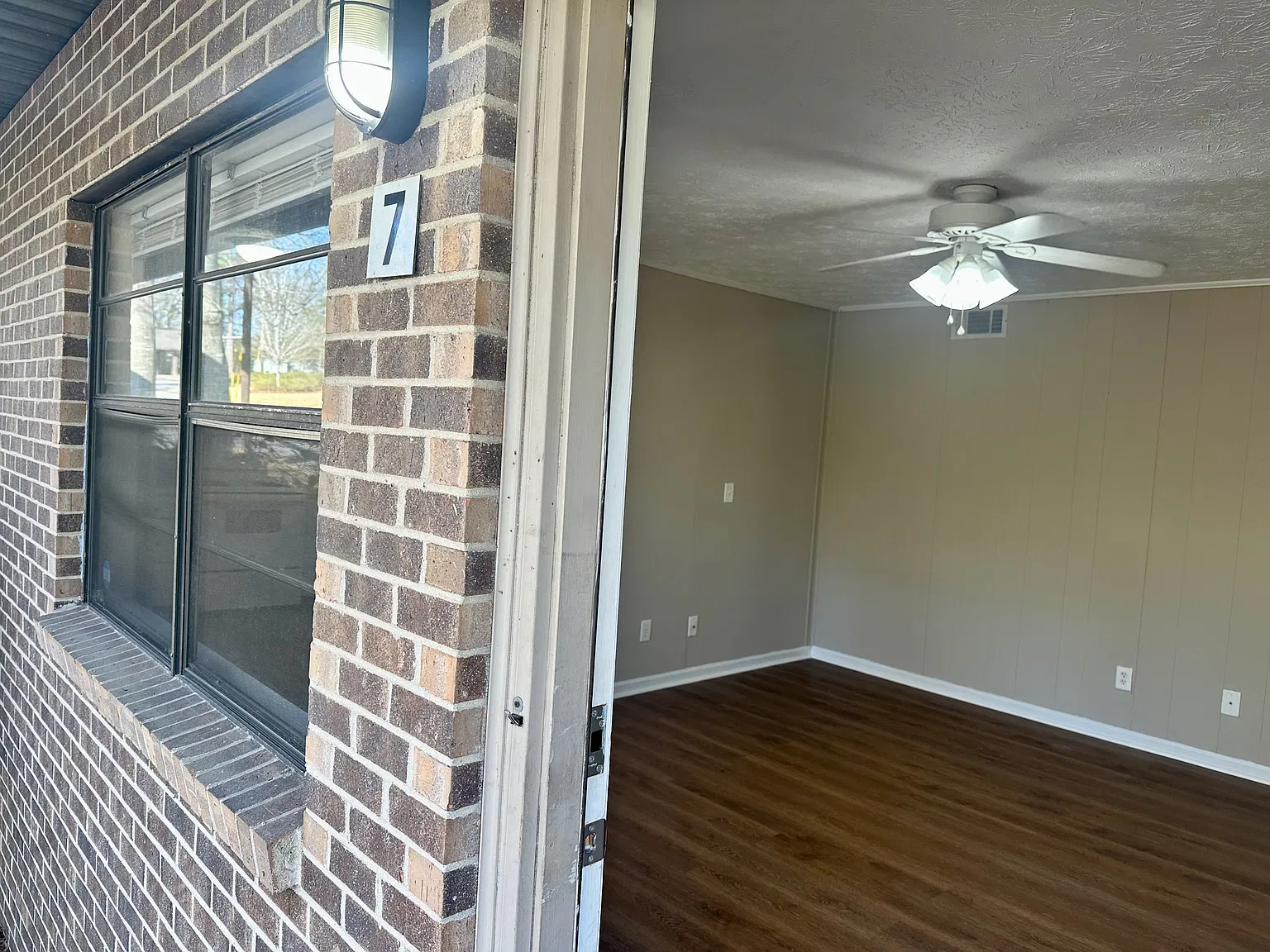 2 bed, 780 sqft, $1,299 — Photo 4