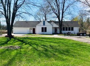 454 Wadhams Rd, Saint Clair, MI 48079