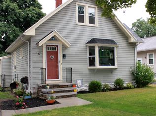 41 Westwood Dr, Rochester, NY 14616