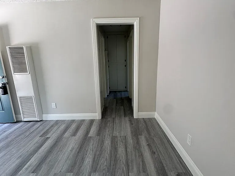 1605 W Shorb St — Photo 13