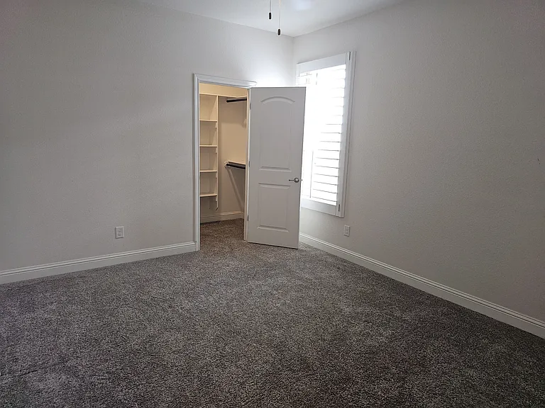 1520 Overshine Ln — Photo 9