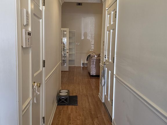 3rd image of 3990 Muirfield Dr