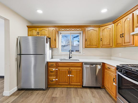 3rd image of 1891 S Mill Iron Rd