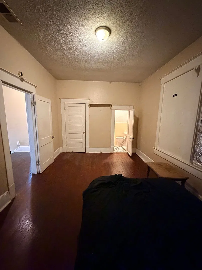 Beautiful 2 Bedroom unit in Highland — Photo 4