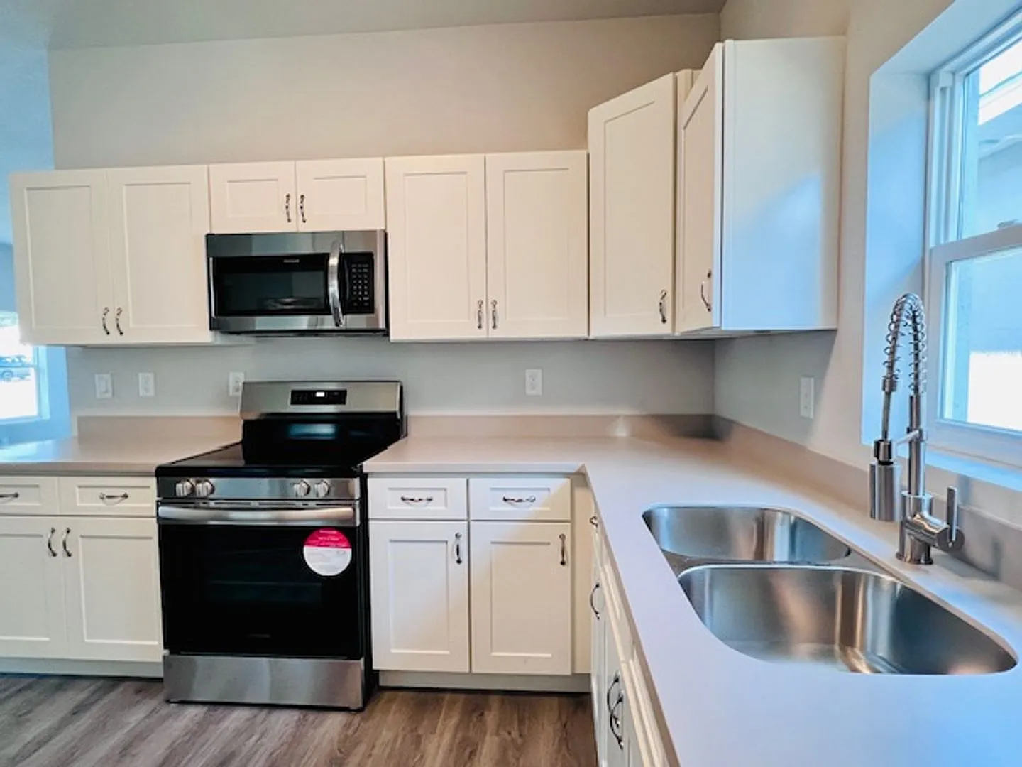 3BR/2BA Gated Community in Sebring — Photo 3