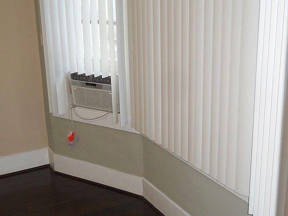 5th image of 249 N Euclid Ave APT 107