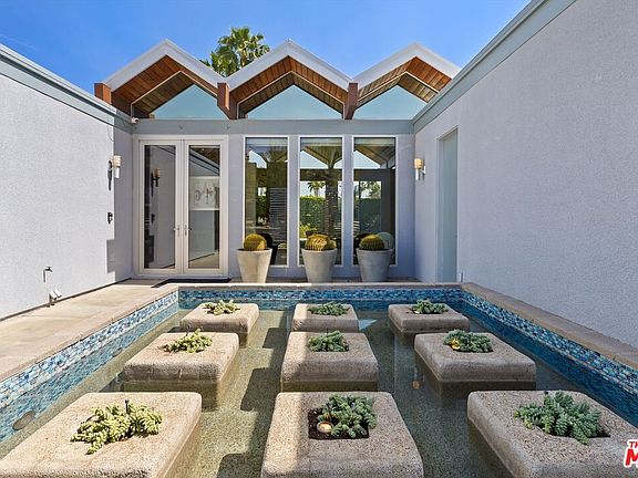 5th image of 1732 Royal Palm Ct