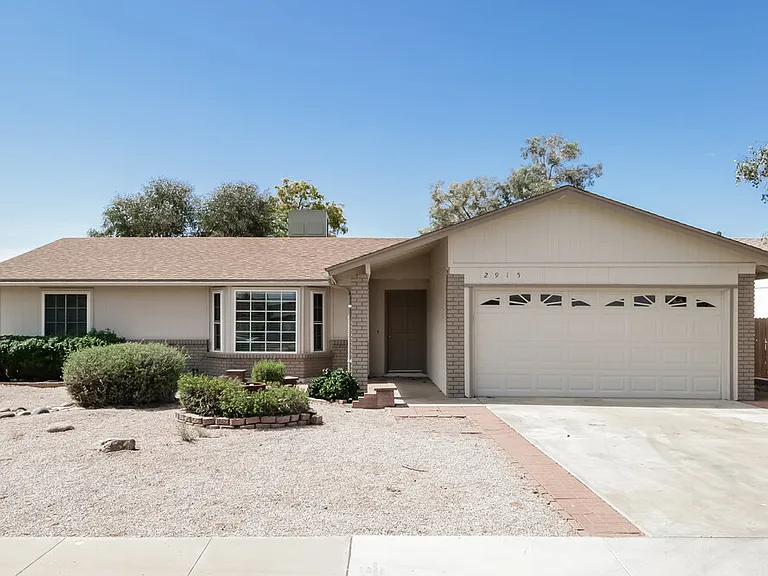 2915 E Dolphin Ave — Photo 1