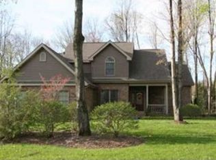 722 Bobwhite Dr, Hermitage, PA