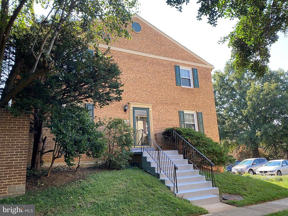 1st image of 4446 Airlie Way