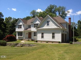 60 Sasco River Ln, Southport, CT 06890