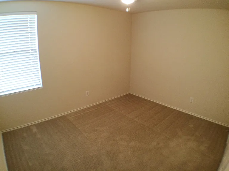 2805 Cameron Way — Photo 9