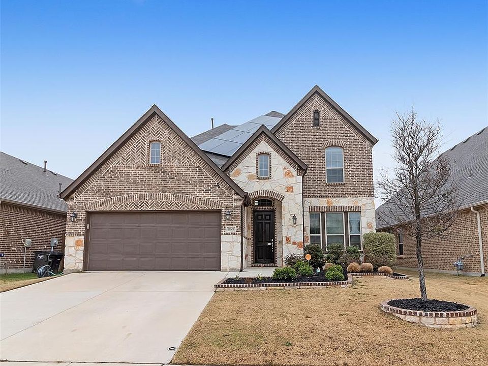 1st image of 15609 Pioneer Bluff Trl