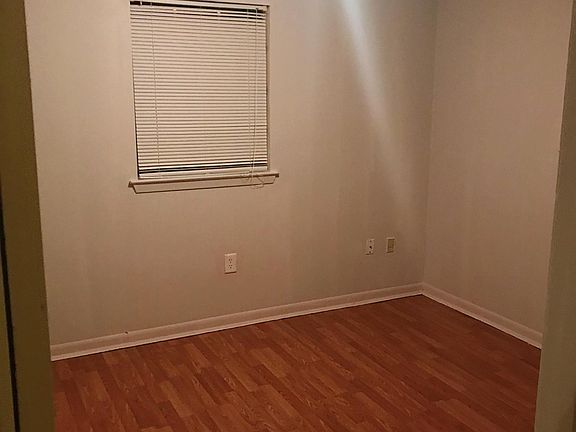 3rd image of 4120 Hessmer Ave APT 2