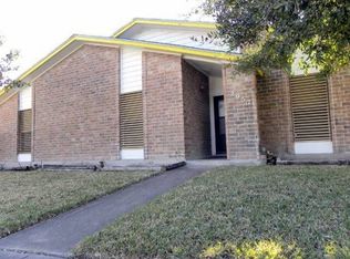 2957 River Crest Rd, Corpus Christi, TX 78415