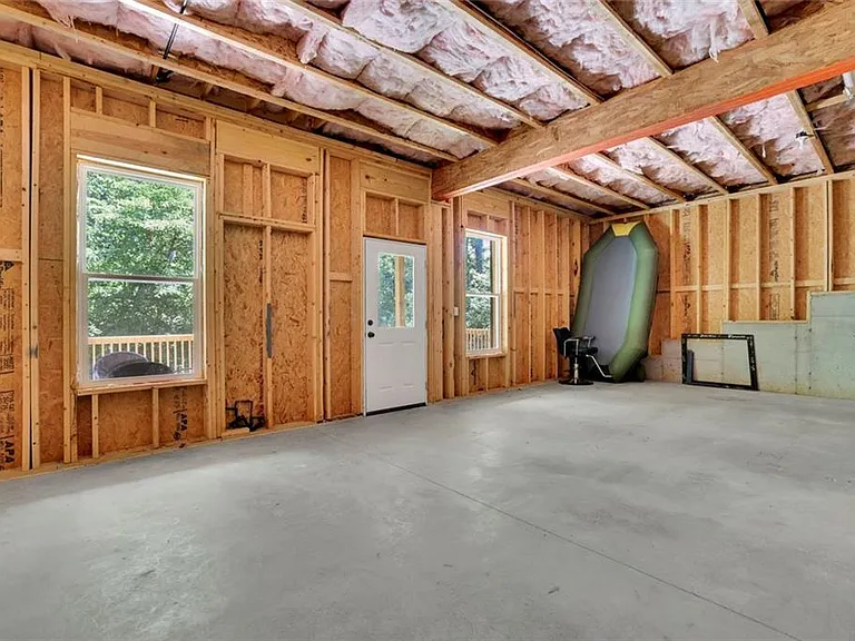 6181 Shoreland Cir — Photo 40