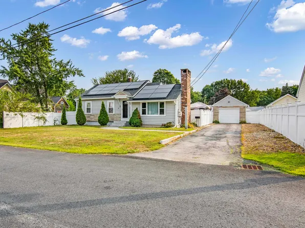 10 Hatch Street, Nashua, NH 03060