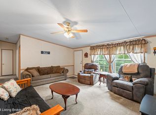 184 Red Bud Ln, Clarkson, KY 42726