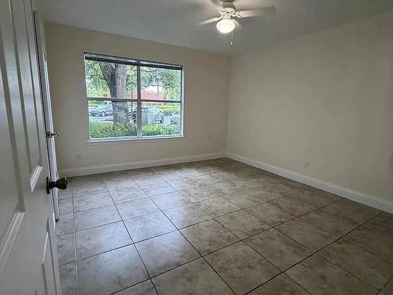 1825 Palm Cove Blvd — Photo 9