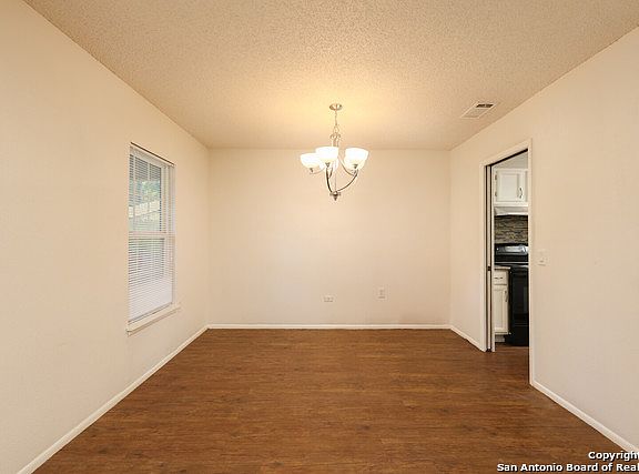 5th image of 5107 CAPISTRANO ST
