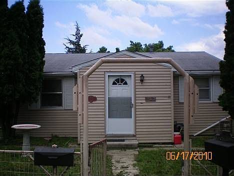 1st image of 1712 Eberhart St