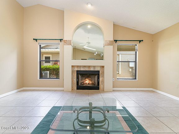 2nd image of 3880 Tanglewood Cir