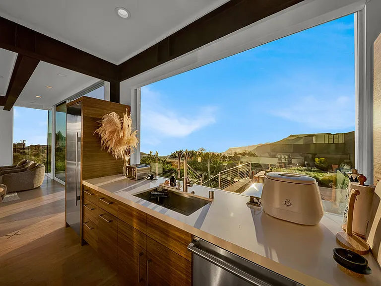 2915 Tuna Canyon Rd — Photo 16