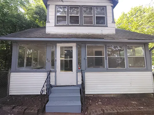 3016 School St Photo 1