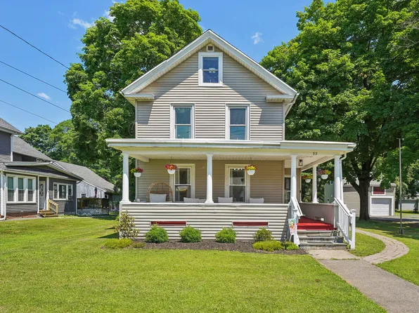 32 Washington Street, Plainville, CT 06062