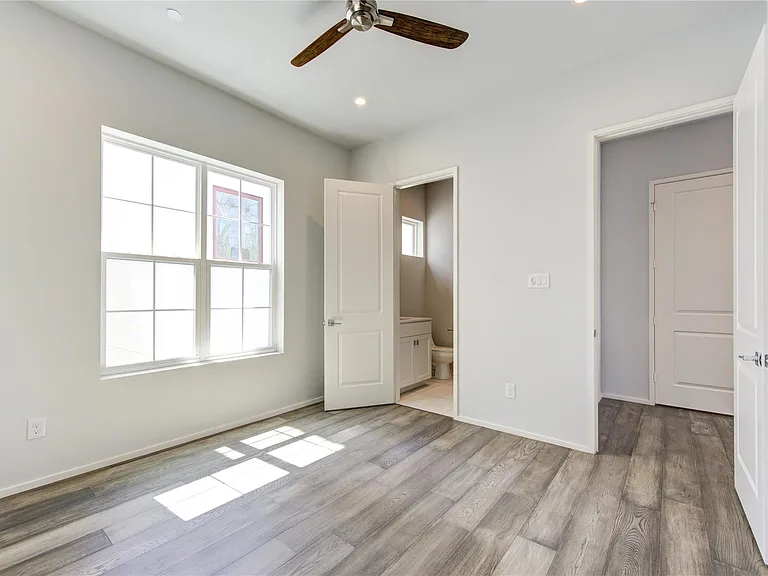 5336 Chandler St — Photo 25