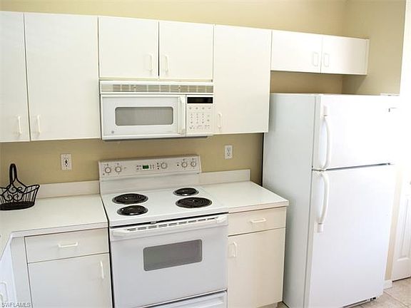 5th image of 6480 Huntington Lakes Cir APT 203