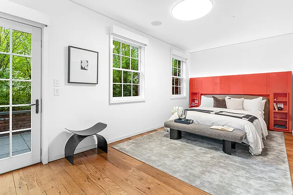 Sold by SERHANT. | media 6