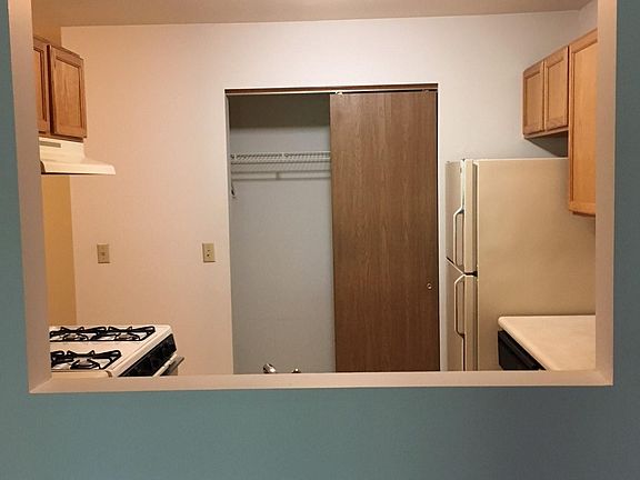2nd image of 1412 Bear Creek Ln