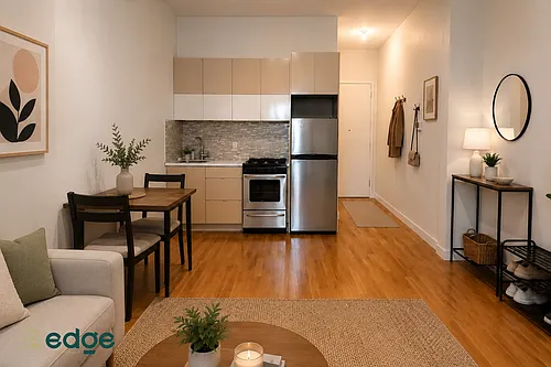 35 Rogers Ave #4F Photo 1