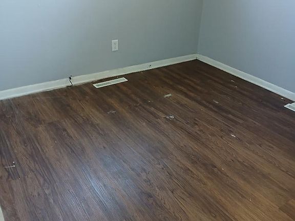 4th image of 2206 Hanna Dr