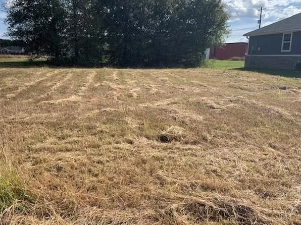 2000 Lynn St, El Campo, TX 77437