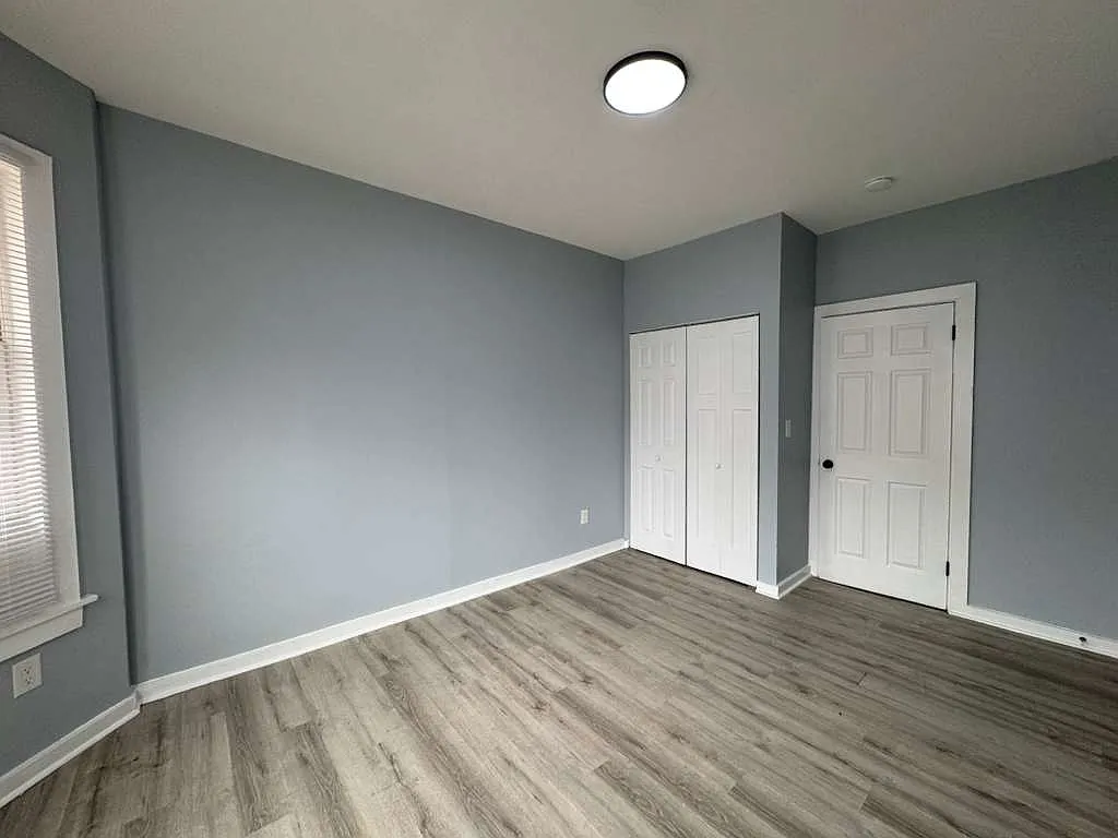 3 bed, $2,200 — Photo 4