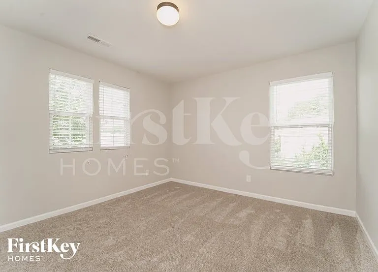 11628 Lusterleaf Holly Rd — Photo 13