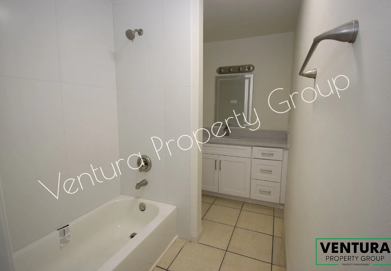 2 bed, 2.0 bath, $2,250 — Photo 4