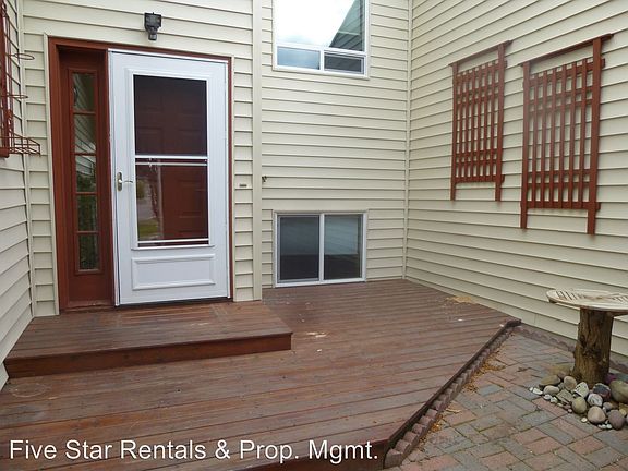3rd image of 300 Ponderosa St