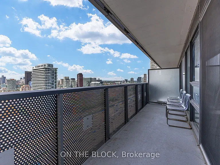 138 Downes St #2801 — Photo 15